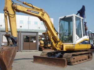 Komatsu PC40-6 Hydraulic Excavator Operation Maintenance Owners Manual