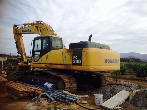 Komatsu Pc300-7e0 Excavator Repair Workshop Service Manual