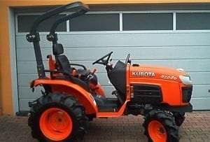 Kubota M9000 Tractor Full Service Repair Manual