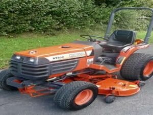 Kubota B7300 Tractor Mower Service Repair Manual