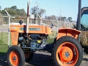 Kubota L260P Tractor Service Manual 2 Kubota L260P Tractor Service Manual