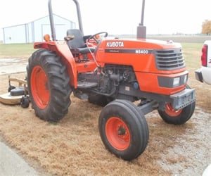 Kubota M4700 M5400 Tractor Service Manual