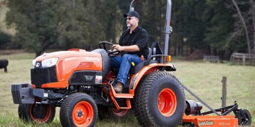 Kubota B2650 B3350 B3350SU Tractor Operators Manual