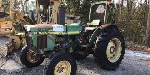 John Deere 1250 Tractor Operators Manual