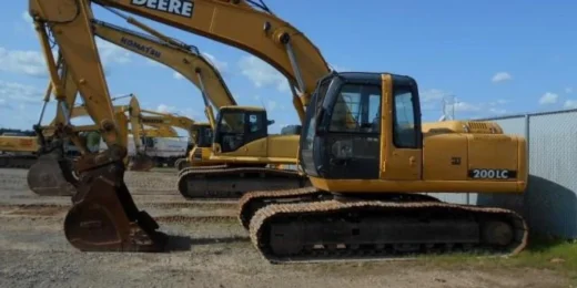 John Deere 200CLC, 230CLC and 270CLC Excavator Operators Manual