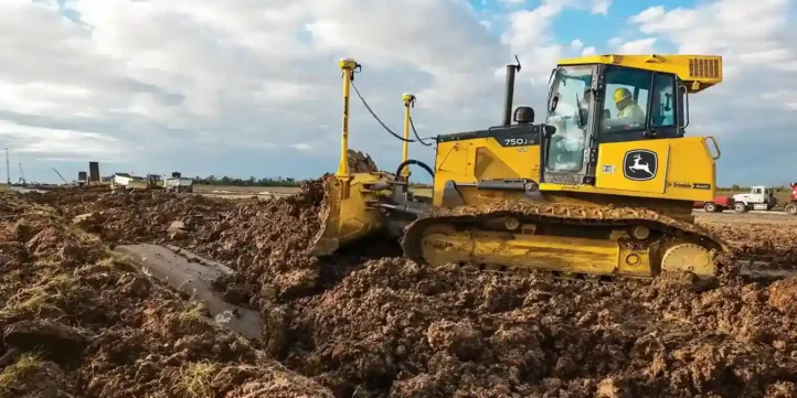 John Deere 750J Crawler Dozer Operation and Test Manual TM10293