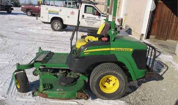 John Deere 997 Mid-Mount Z-Trak Diagnostic Repair Manual 1 John Deere 997 Mid-Mount Z-Trak Diagnostic Repair Manual